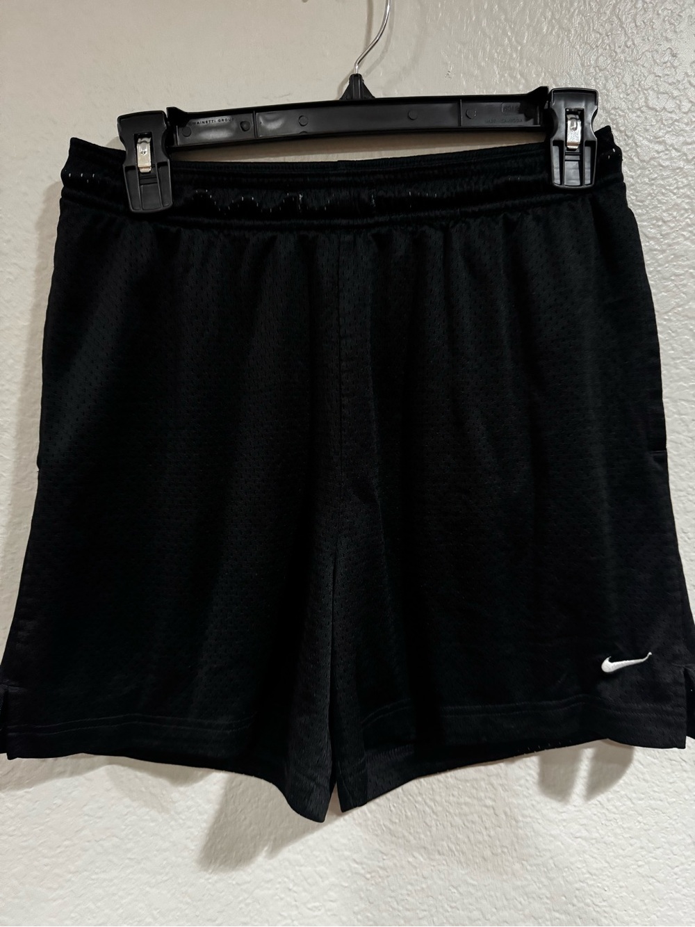 Nike shorts men’s small